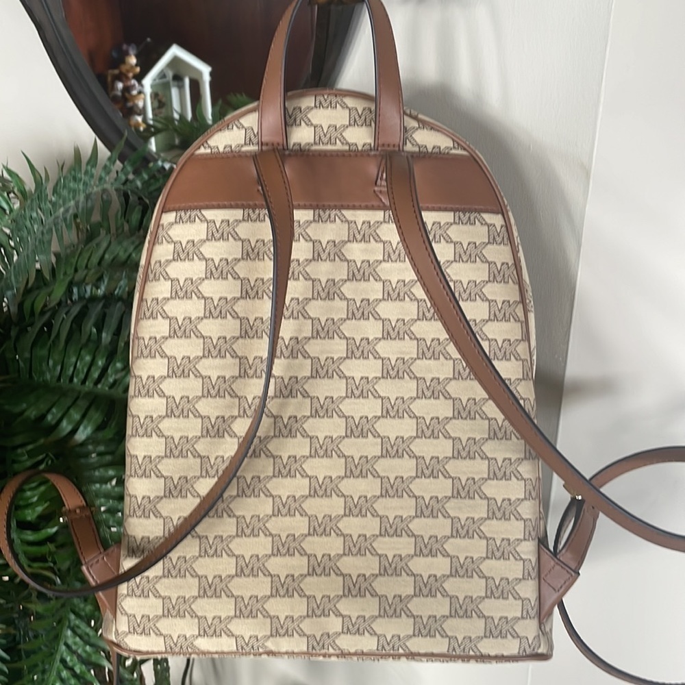 Brand New Michael Kors Logo Canvas Zippered Backpack w/ Gold Tone Accents - Picture 2 of 16